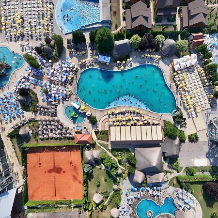 S Club Resort Hotel Aqua Park And Spa Belgrado Exterior foto